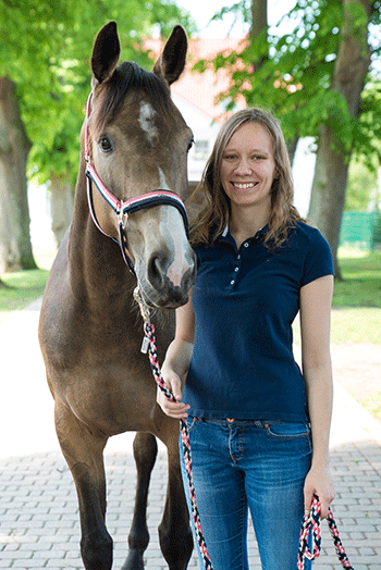 Pferd Jutta mit Reiterin Anne